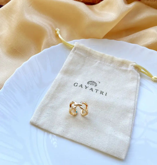 Solid Bow Design Ring
