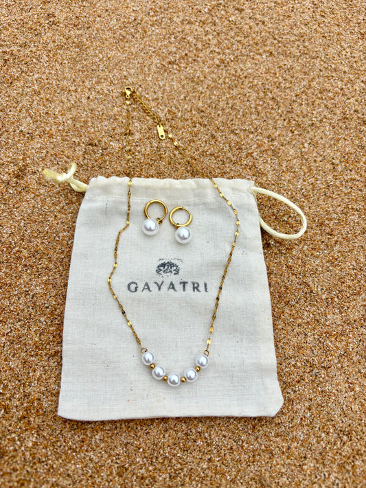 Sunkissed Pearl Set (Necklace + Bracelet)