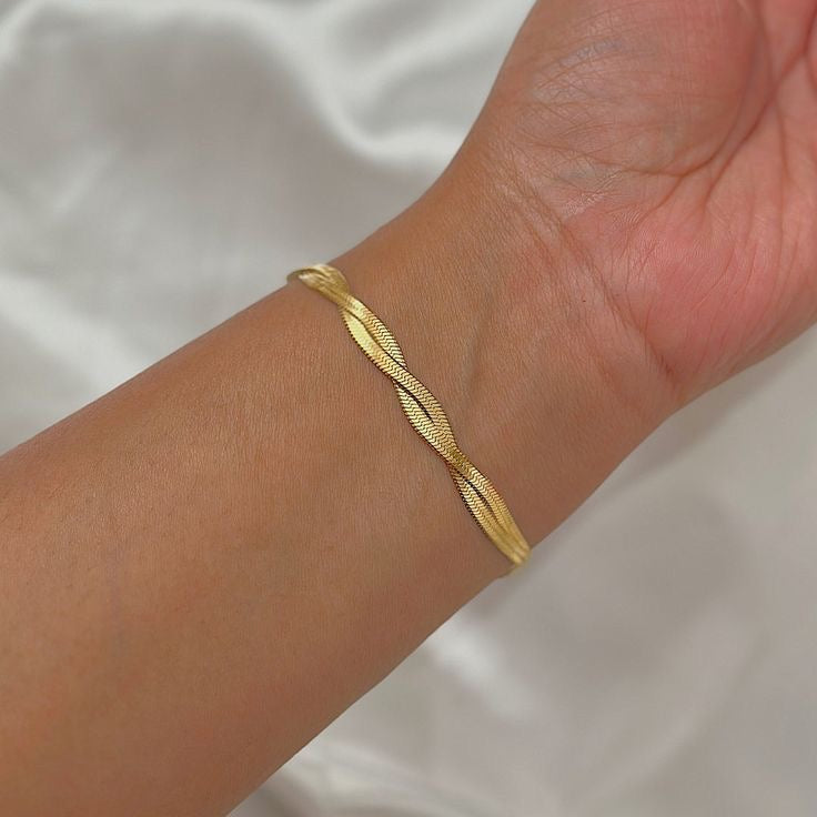 Twisted Snake Chain Bracelet