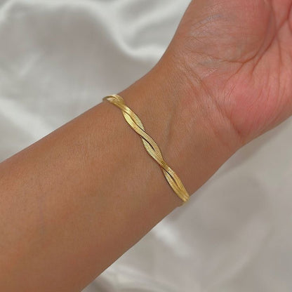 Twisted Snake Chain Bracelet