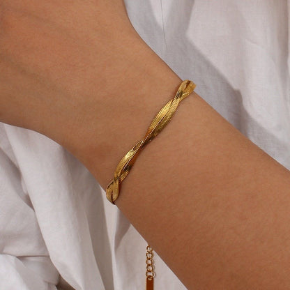 Twisted Snake Chain Bracelet