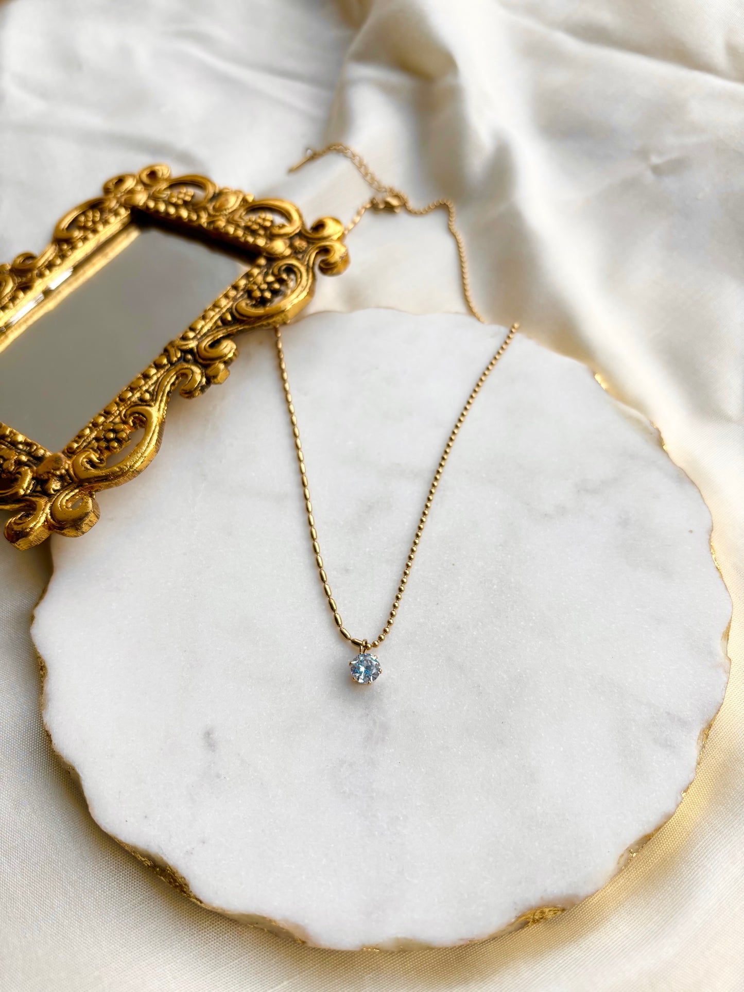 Sparkling Diamond with Beaded Chain