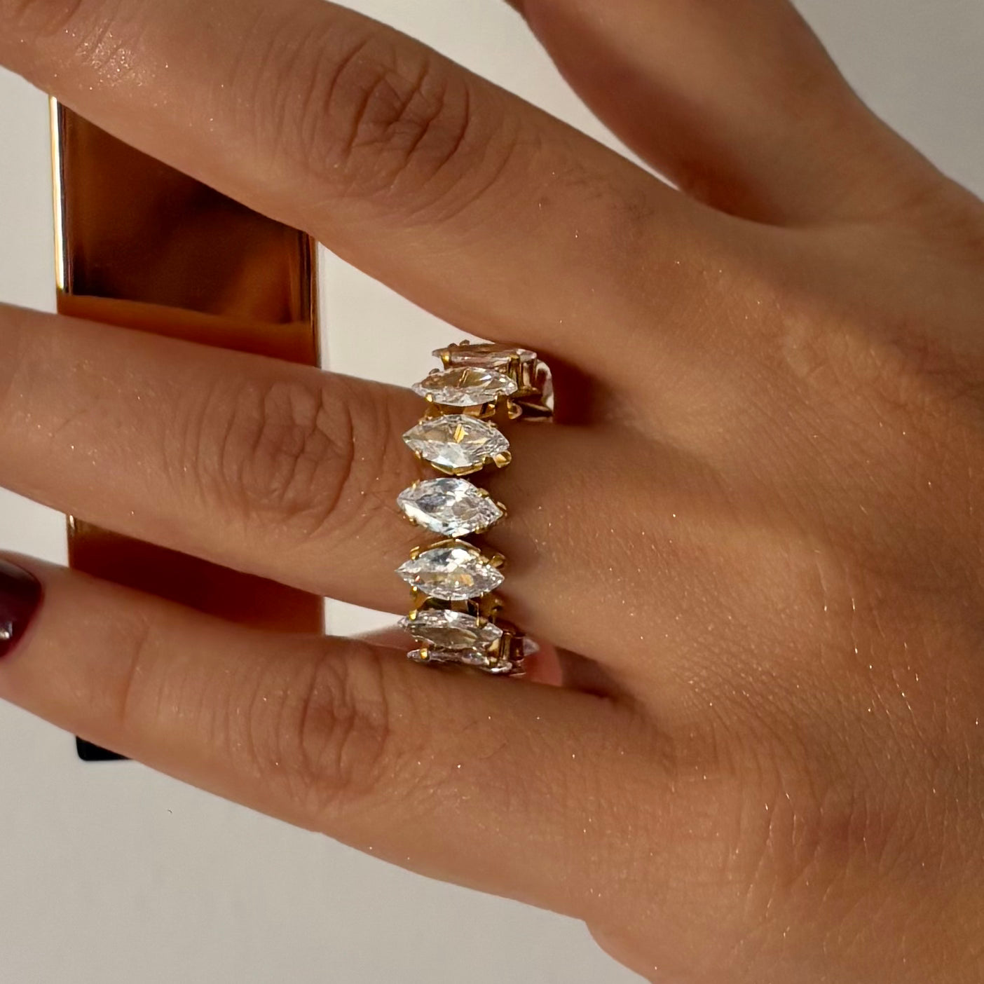 Crystal Sparkle (Adjustable)