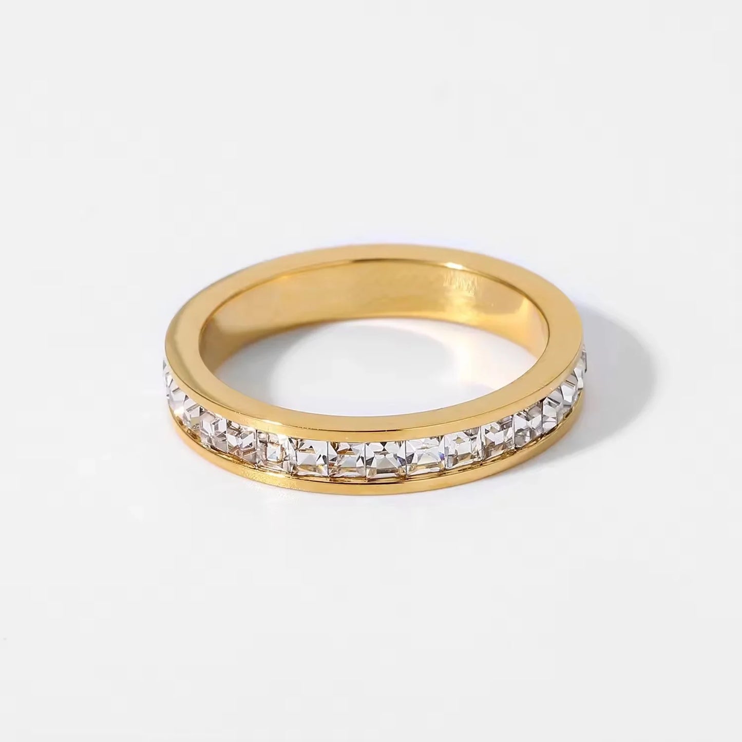 Stones Band Ring