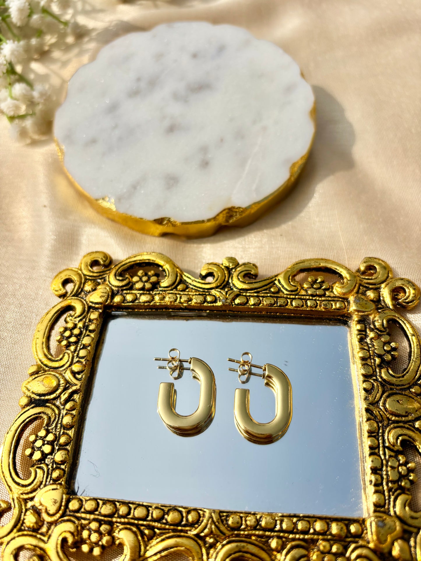 U Shaped Hoop