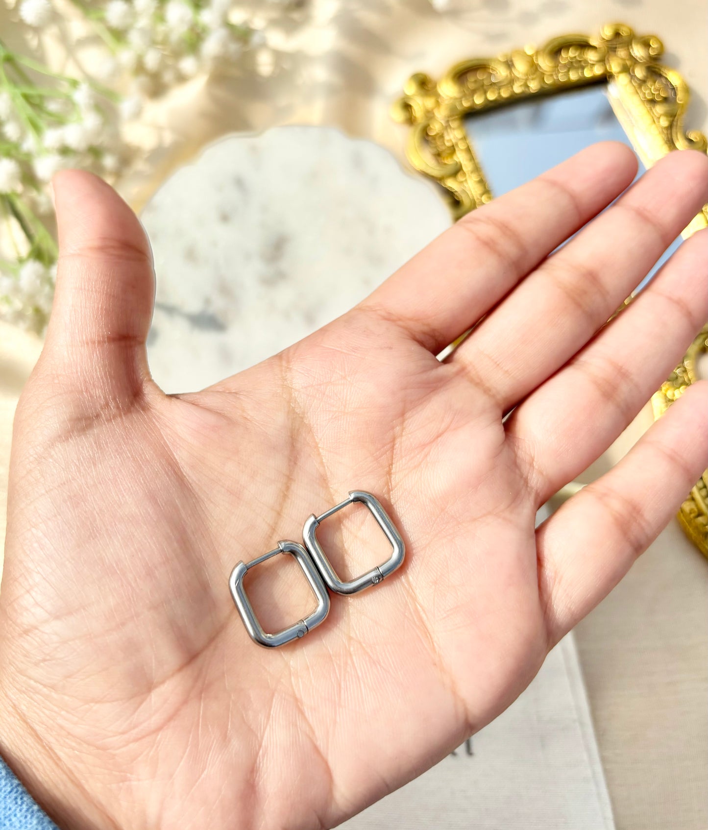 Unisex Square Silver