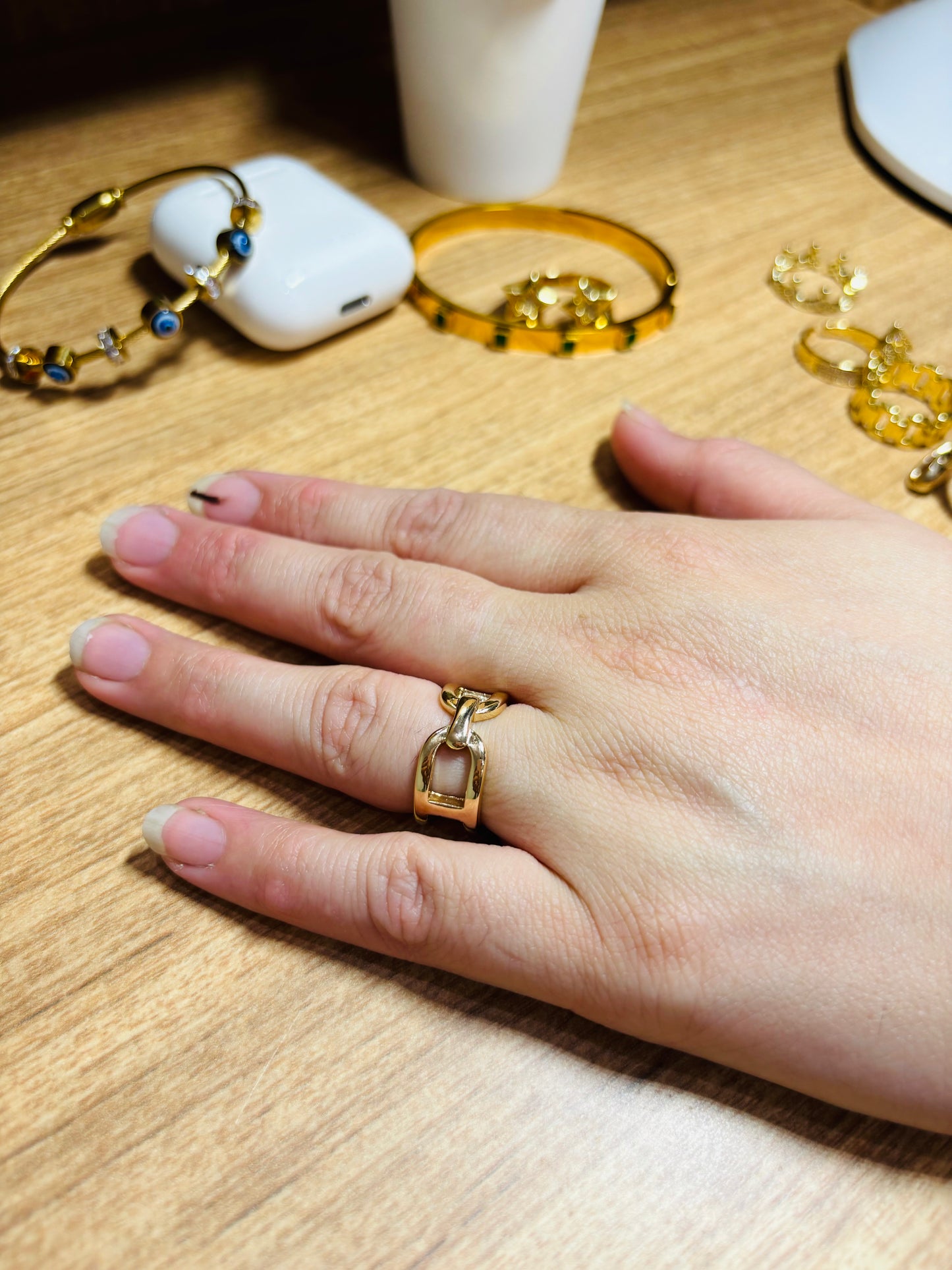 Solid Bow Design Ring