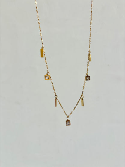LARA Necklace