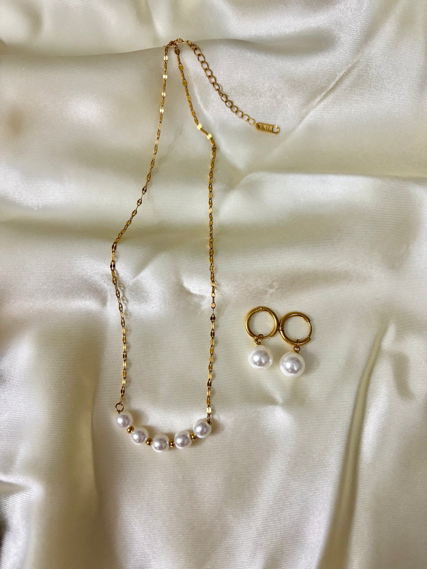 Sunkissed Pearl Set (Necklace + Bracelet)