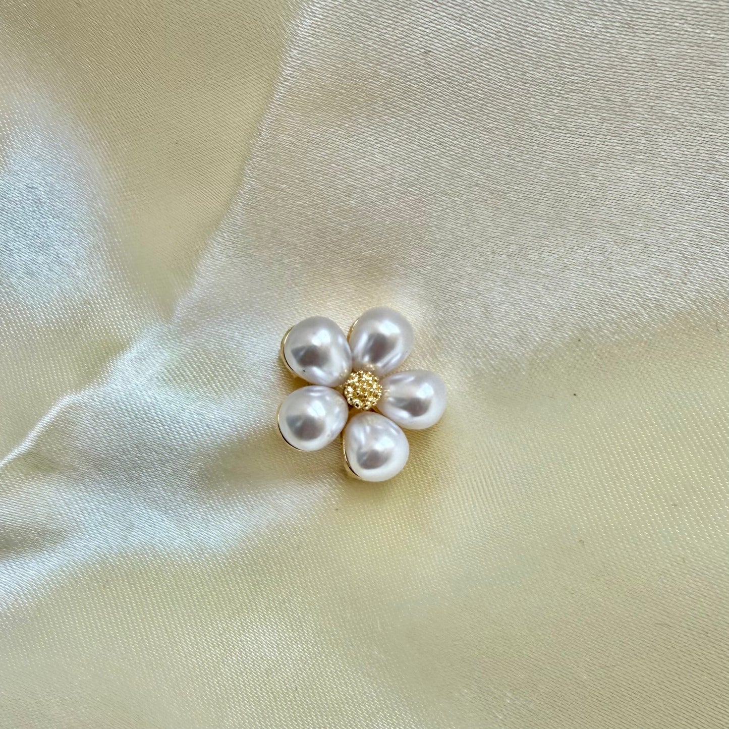 Pearl Grace Brooch
