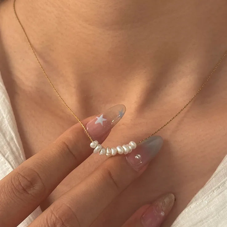 Moon Pearl Minimal Necklace