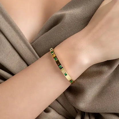 Emerald Green Stone Bangle